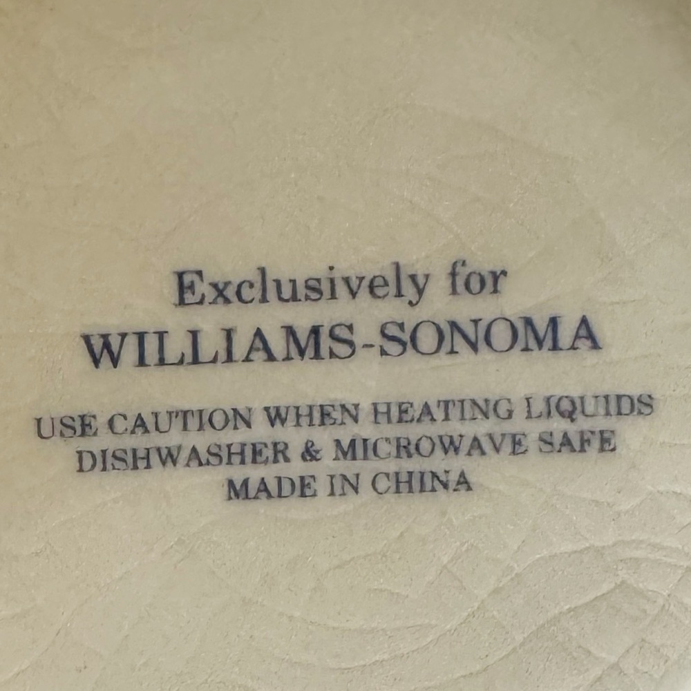 Williams Sonoma Heirloom Royal Acanthus Tall Mug - Picture 9 of 9